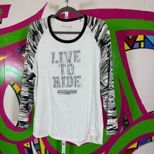 Miami Style, 2019 Glitzy Sturgis White Graphic Tee Camo Sleeves. Size Medium.